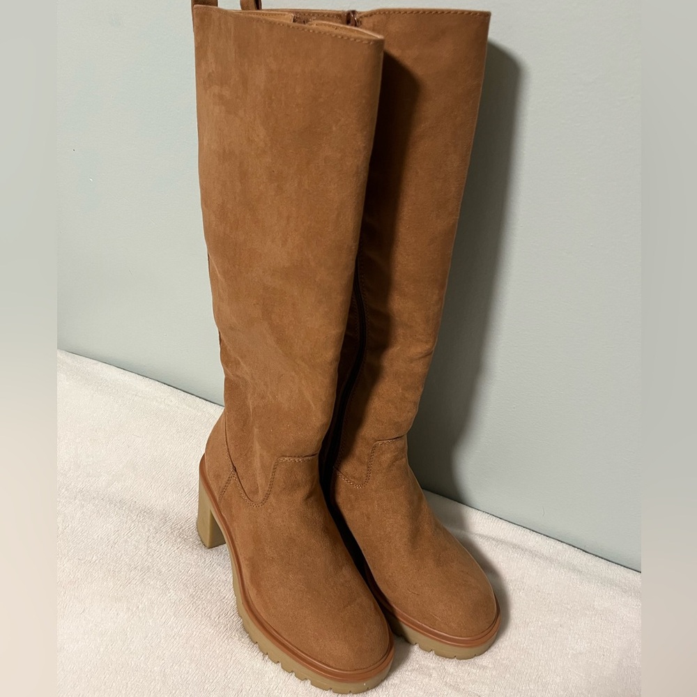 The perfect fall boots! 👢